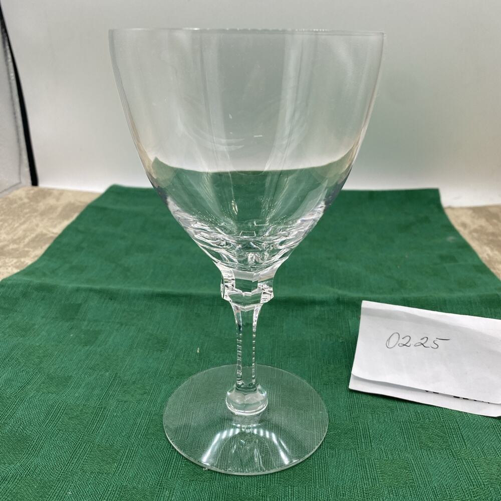 Stuart Minuet Cut Crystal Hand Blown Water Goblet Vertical Lines On Stem 6.5” T
